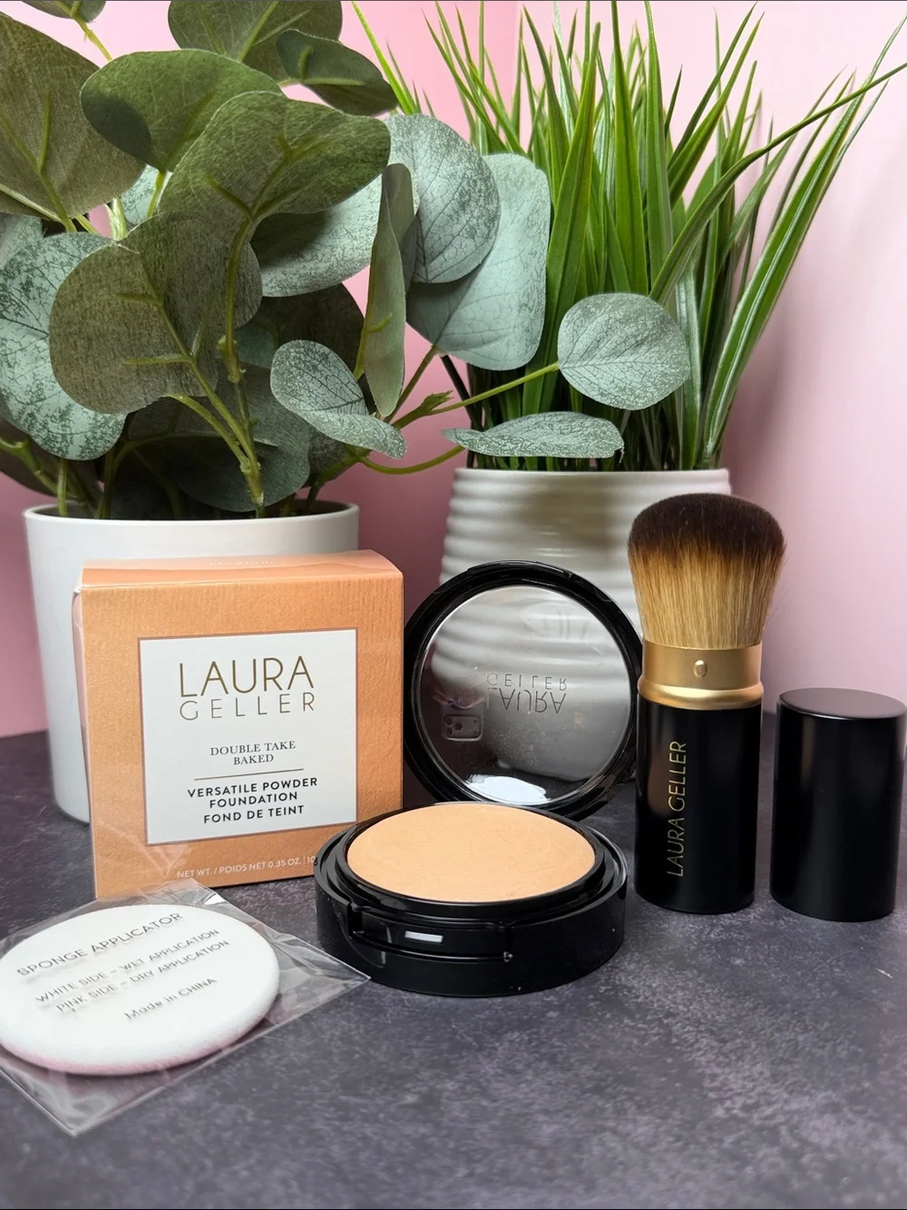 Laura Geller Versatile Baked Powder Foundation - Warm Beige & Black Compact